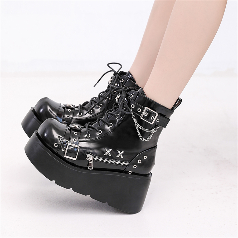Botines de plataforma góticos  - Motorcycle Chain reseña y precio